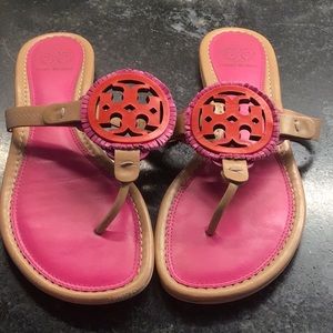 Adorable Tory Burch sandals